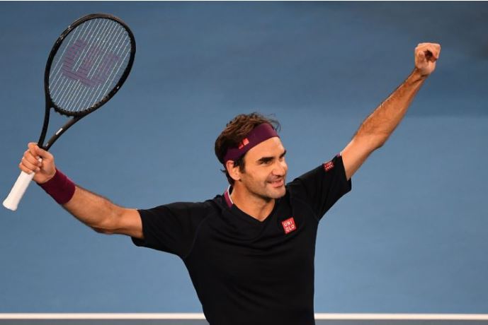 Roger Federer hand