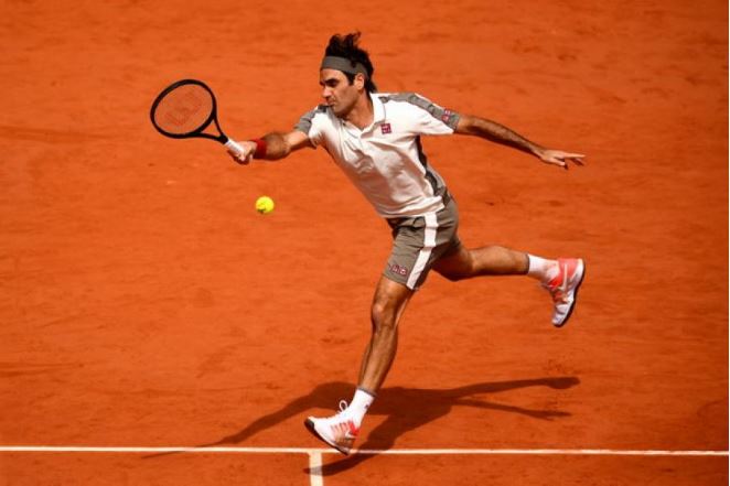 Roger Federer on court