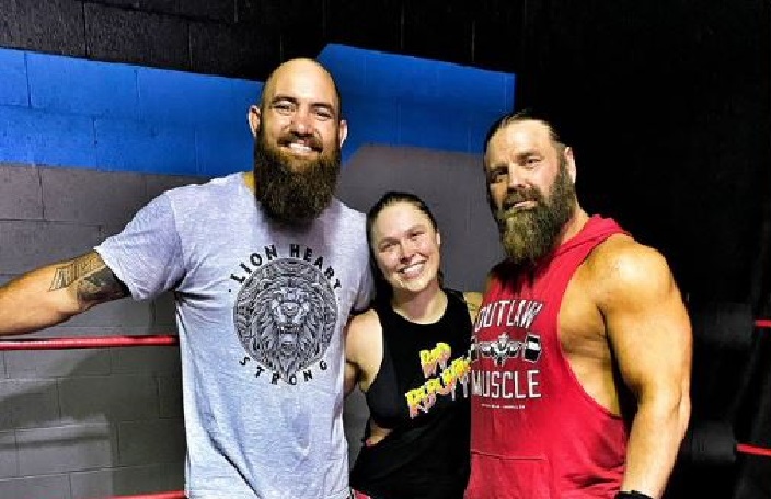 ronda rousey trains with IMPACT legend