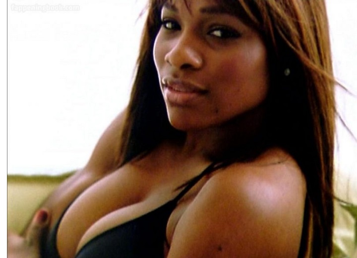Serena Williams sexy boobs