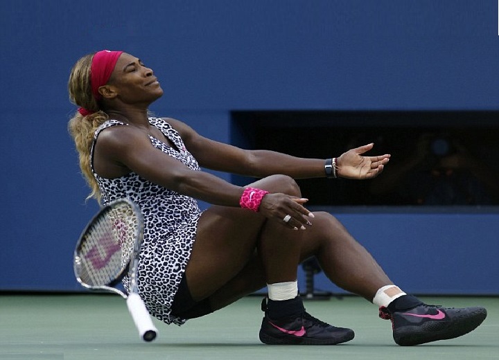 Serena Williams breezes