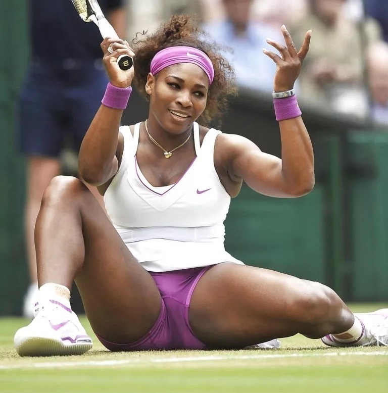 Six Serena Williams provoking booty photos everyone is talking about.