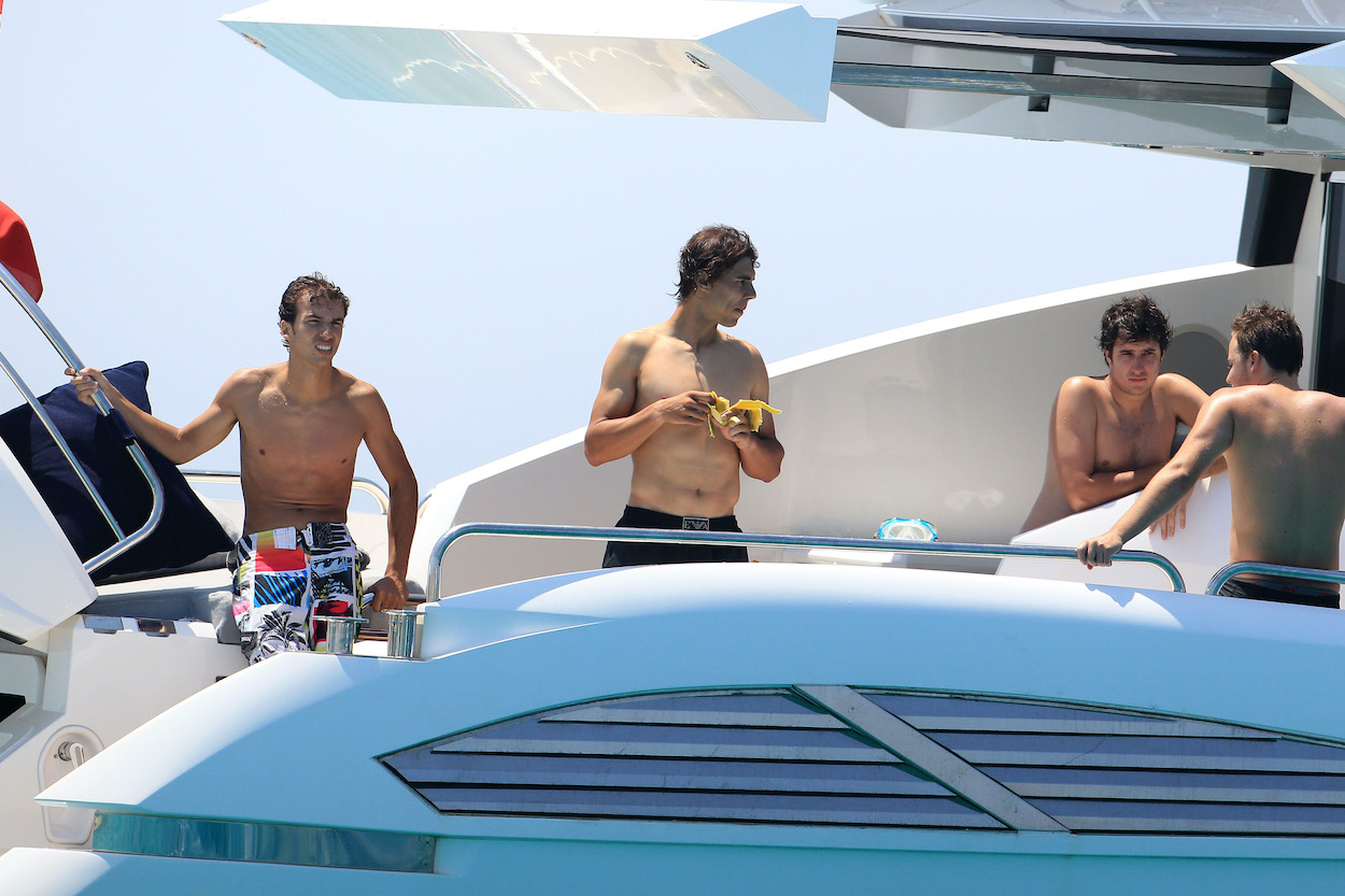 Rafael Nadal enjoys with his friends on a boat yacht