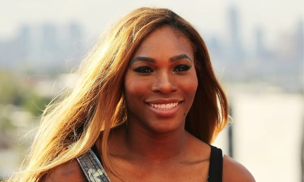 Serena Williams Is Positively Glowing In Figure Hugging Gown In Beachside Photos