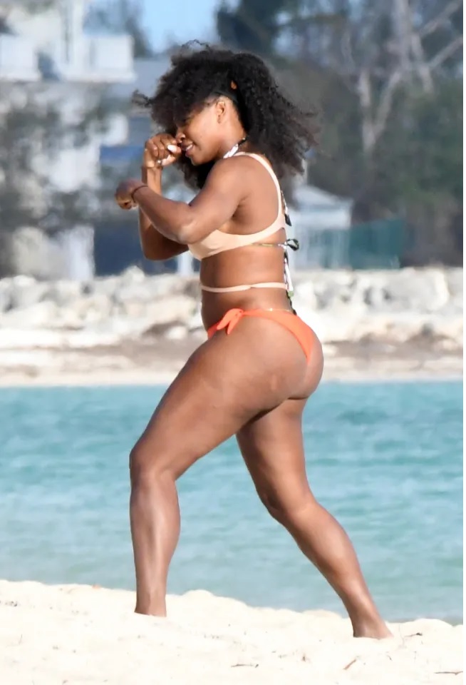 Serena Williams been soaking up the rays in the Bahamas with her family this past week pic