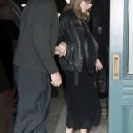 TAYLOR SWIFT AND TRAVIS KELCE’S OHIO MANSION BARBECUE HAS FANS TALKING! ❤️